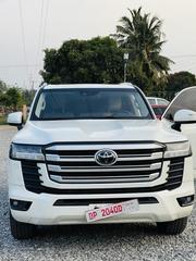 Toyota Land Cruiser 3.5 Petrol 4WD 2022 White for sale