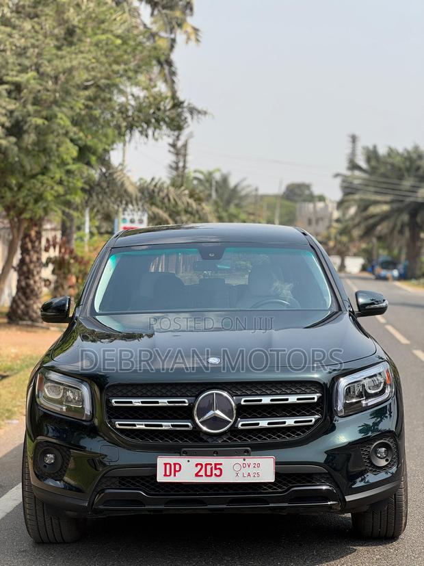 Mercedes-Benz GLB-Class GLB 250 4MATIC 2021 Green