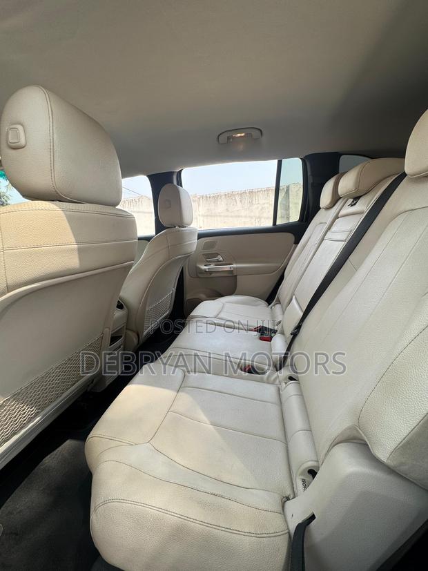 Mercedes-Benz GLB-Class GLB 250 4MATIC 2021 Green