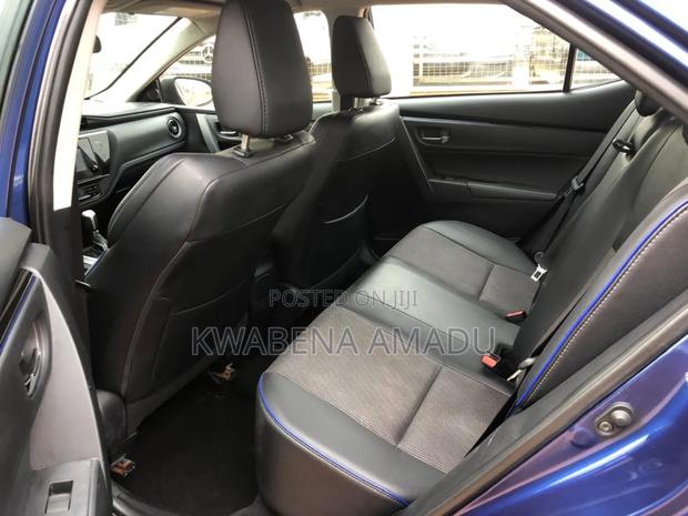 Toyota Corolla SE 4dr Sedan (1.8L 4cyl CVT) 2017 Blue