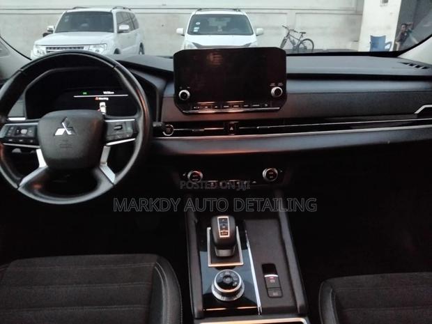 Mitsubishi Outlander 2020 Black