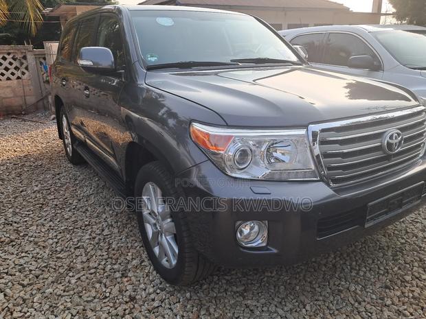 Toyota Land Cruiser 4.5 V8 DSL 2015 Black