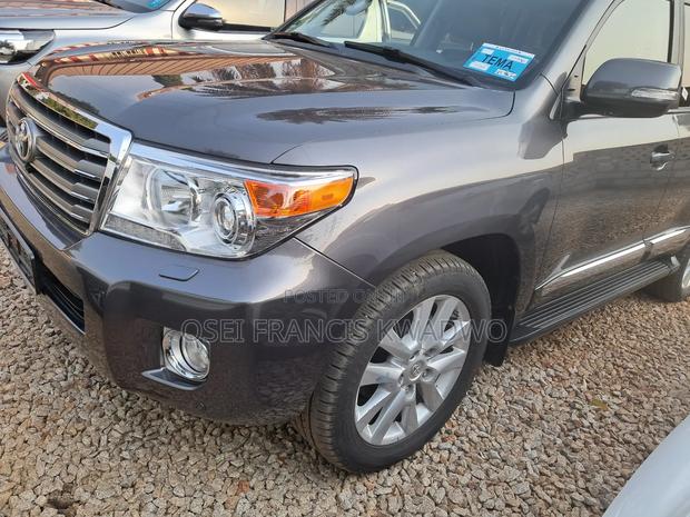 Toyota Land Cruiser 4.5 V8 DSL 2015 Black
