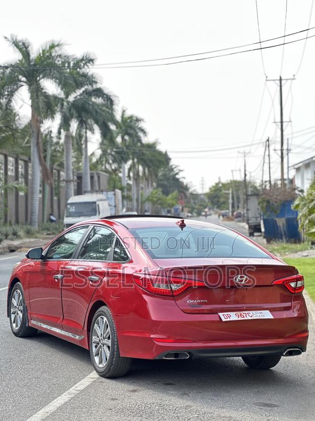 Hyundai Sonata Limited Sedan FWD (2.4L 4cyl 6A) 2017 Burgundy