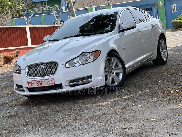 Jaguar XF 2012 White