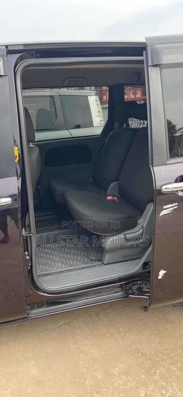 Toyota Sienta 1.5 AWD 2013 Matt Black