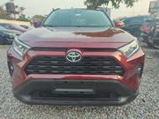 Toyota RAV4 XLE 2021 Brown for sale