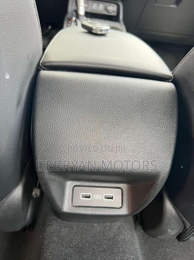 Honda Civic Touring 2022 White