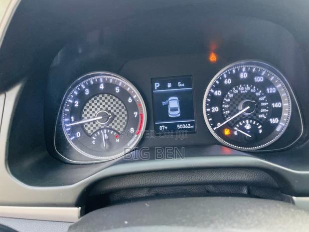 Hyundai Elantra SEL 2019 Silver
