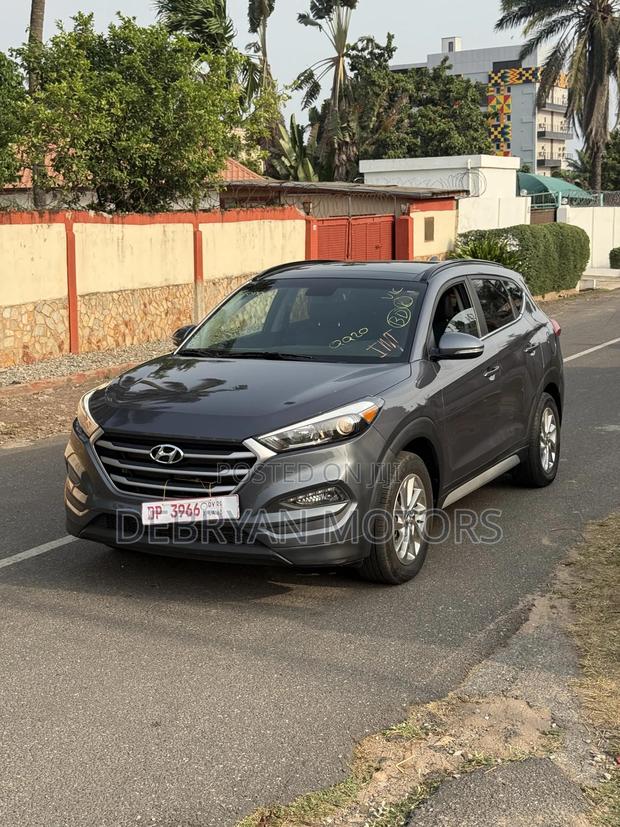 Hyundai Tucson SE AWD 2017 Gray