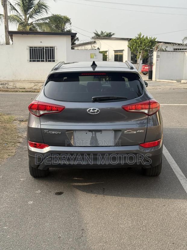 Hyundai Tucson SE AWD 2017 Gray