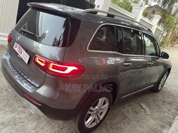 Mercedes-Benz GLB-Class 2022 Gray