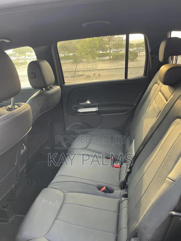 Mercedes-Benz GLB-Class 2022 Gray