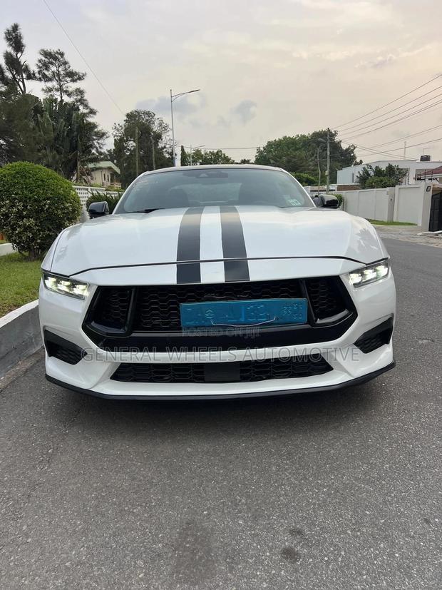 Ford Mustang EcoBoost Premium 2024 White