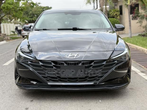 Hyundai Elantra SE 2021 Black
