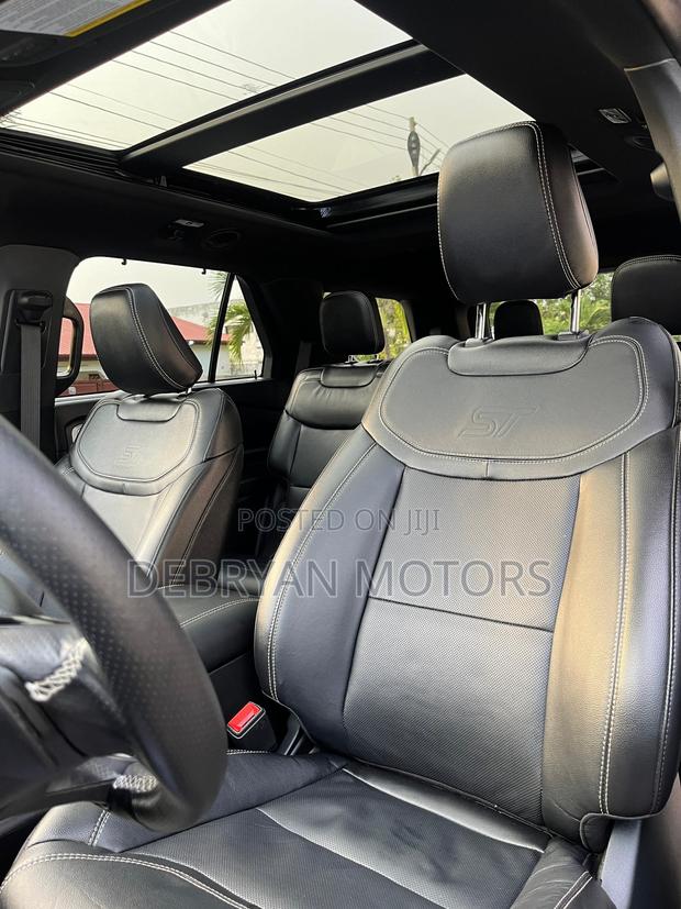 Ford Explorer ST 2023 Black