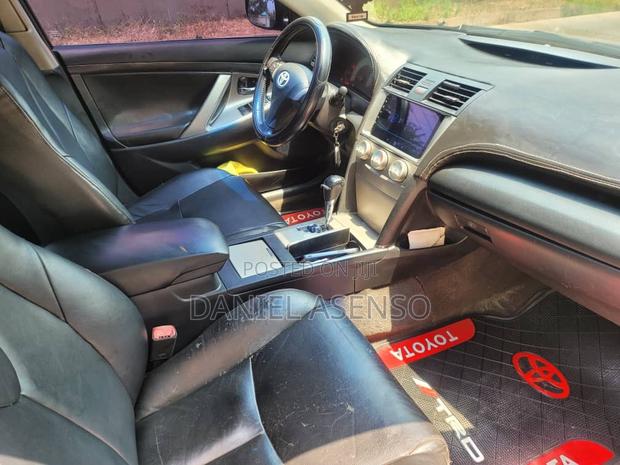 Toyota Camry 2011 Black