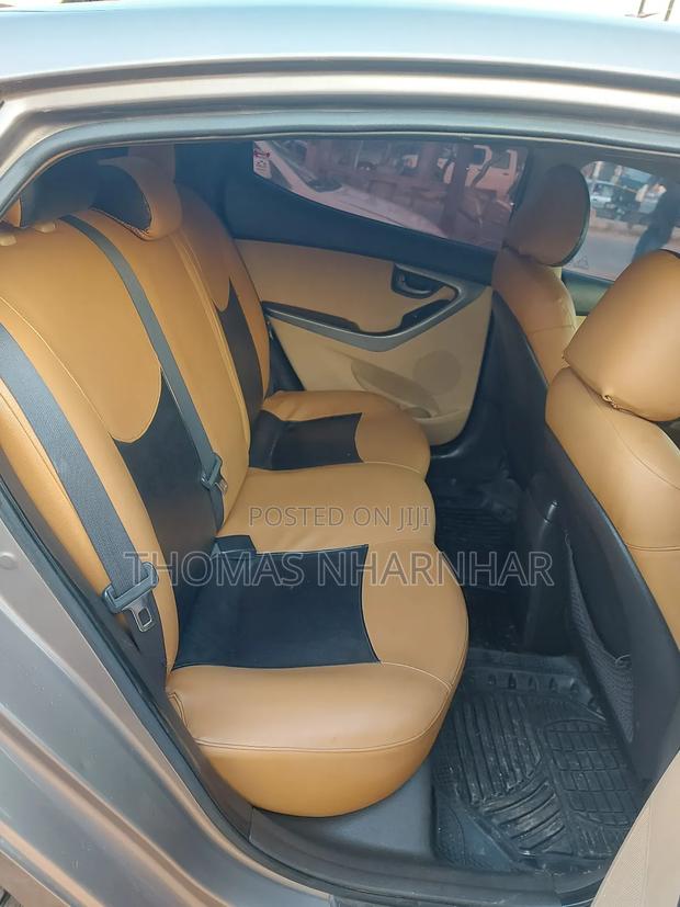 Hyundai Elantra GLS Sedan FWD (1.8L 4cyl 6A) 2013 Brown