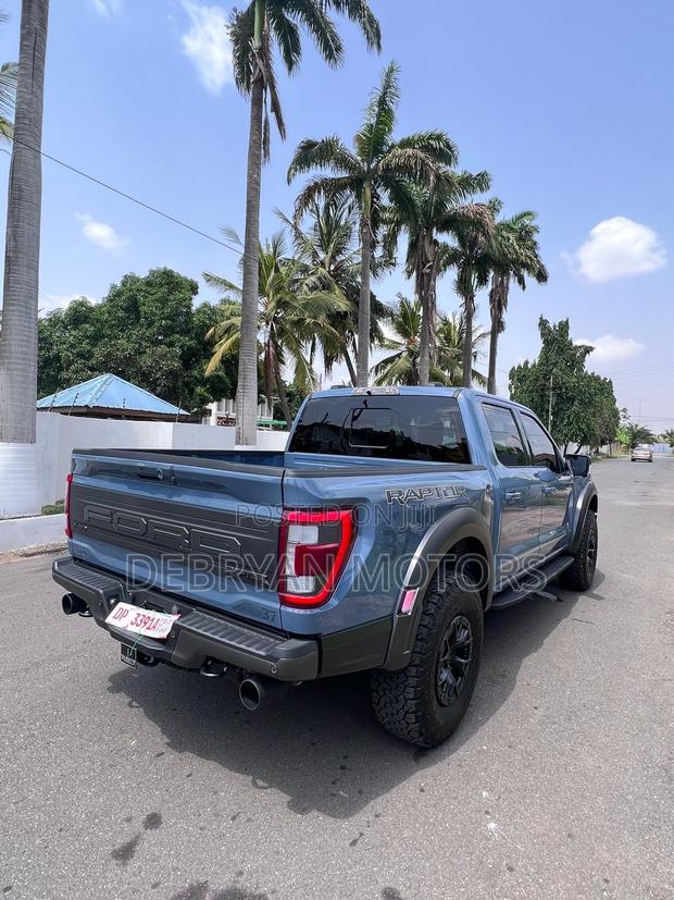Ford F-150 Raptor 2023 Blue