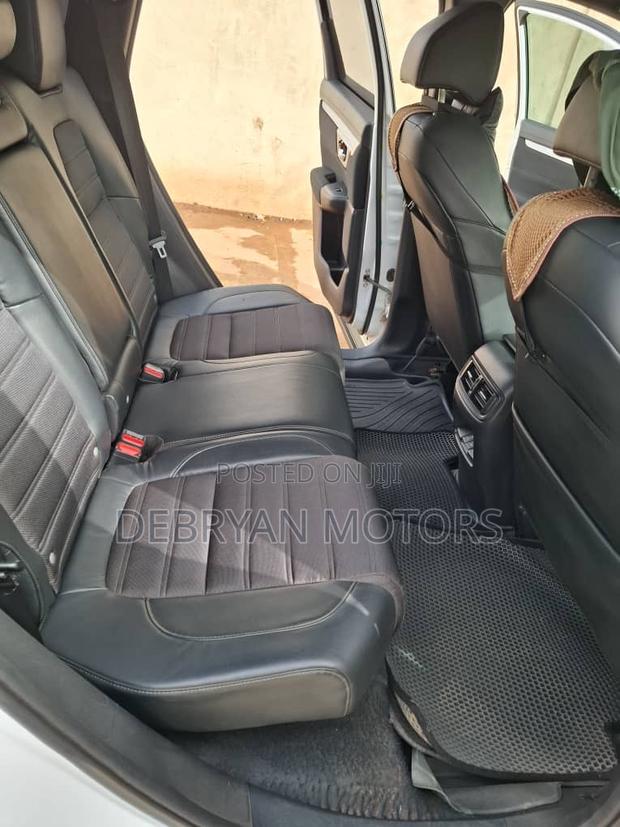 Honda CR-V 2022 White