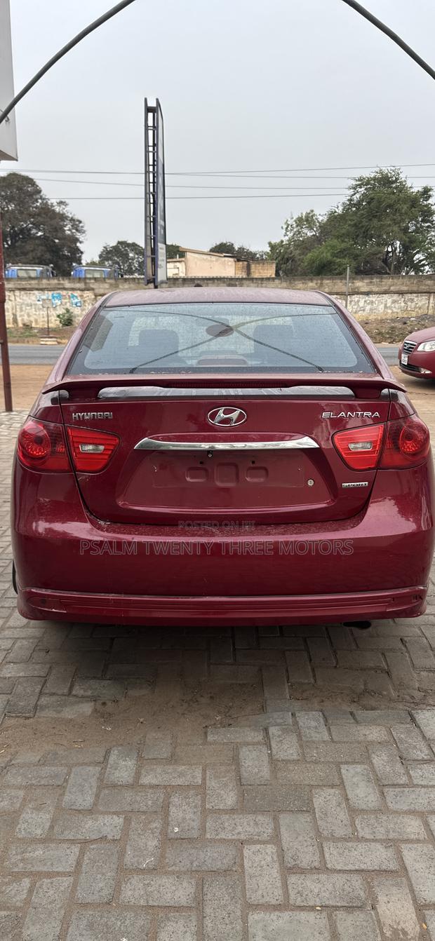 Hyundai Elantra SE 2010 Red