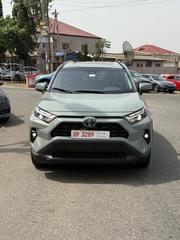 Toyota RAV4 XLE Premium 2022 Gray for sale