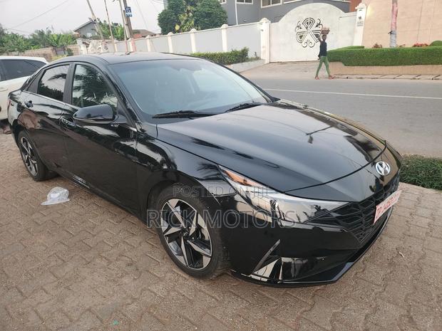 Hyundai Elantra Limited 2021 Black