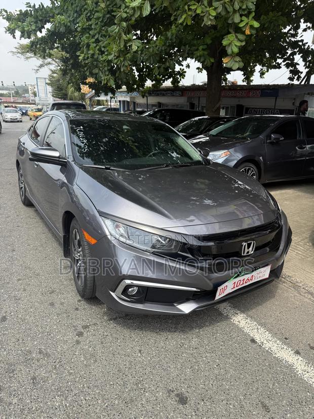 Honda Civic EX Sedan 2019 Gray