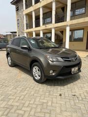 Toyota RAV4 Limited 4dr SUV AWD (2.5L 4cyl 6A) 2015 Gray for sale
