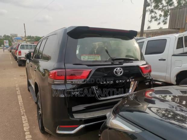 Toyota Land Cruiser 2014 Black
