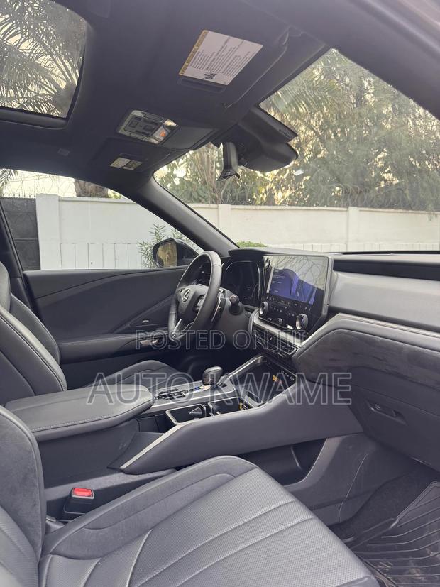 Lexus TX TX 500h AWD 2024 Gray