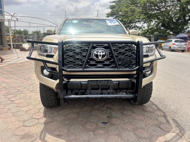 Toyota Tacoma TRD Sport 2021 Brown