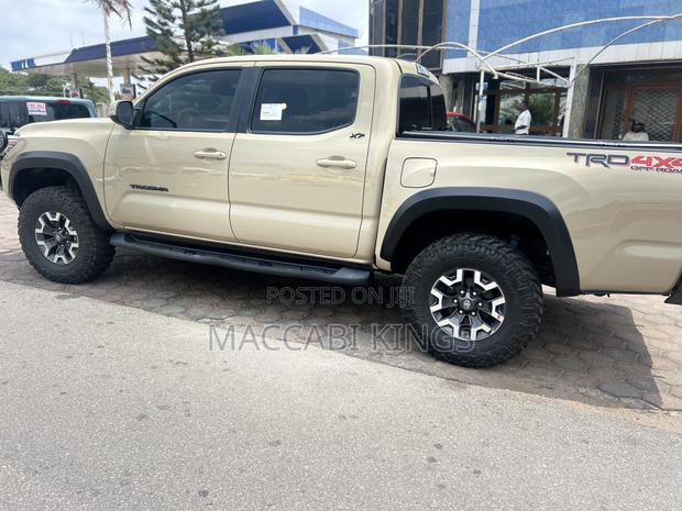 Toyota Tacoma TRD Sport 2021 Brown