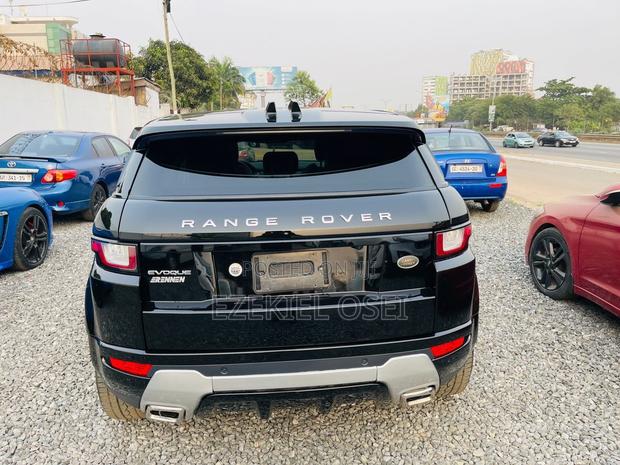 Land Rover Range Rover Evoque SE Premium 4x4 5-Door 2018 Black