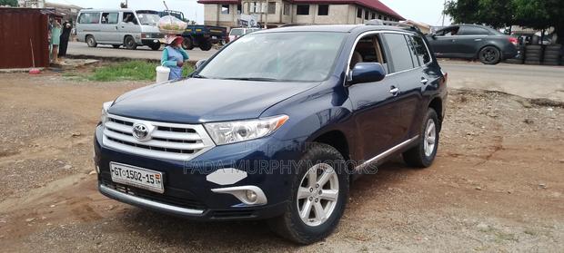 Toyota Highlander 2012 Blue