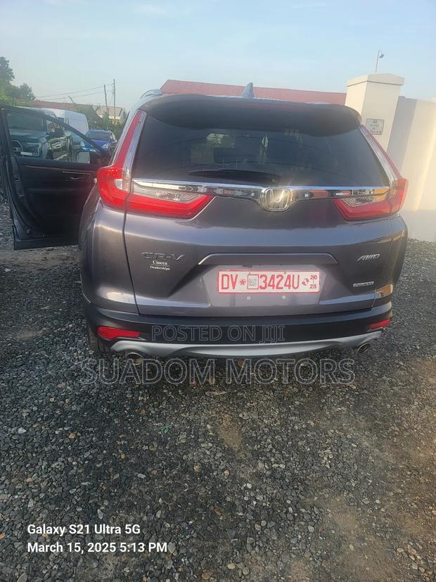 Honda CR-V Touring AWD 2019 Gray