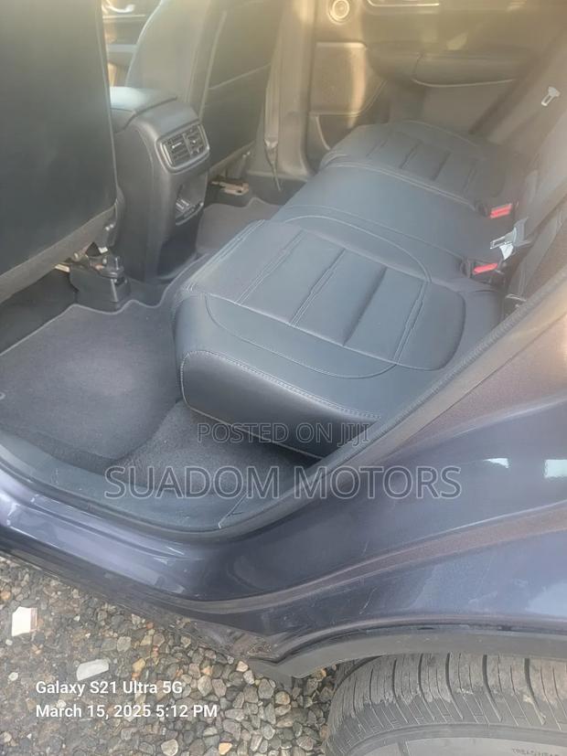 Honda CR-V Touring AWD 2019 Gray