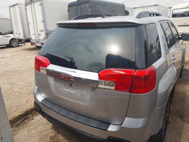 GMC Terrain SLE-2 FWD 2010 Silver