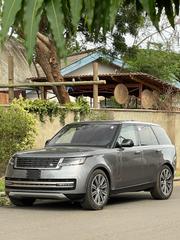 Land Rover Range Rover P400 SE SWB 2023 Gray for sale
