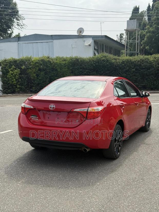 Toyota Corolla S w/Special Edition Pkg (1.8L 4cyl CVT) 2016 Red