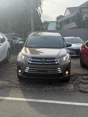 Toyota Highlander Limited 2019 Brown for sale