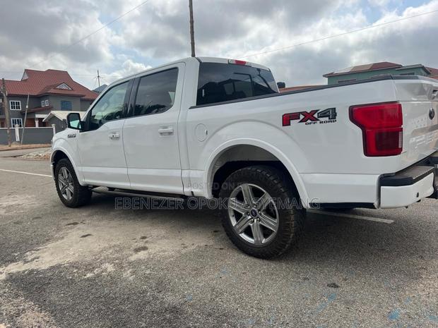 Ford F-150 Lariat 4x4 SuperCab Styleside 6.5 ft. box 145 in. WB 2019