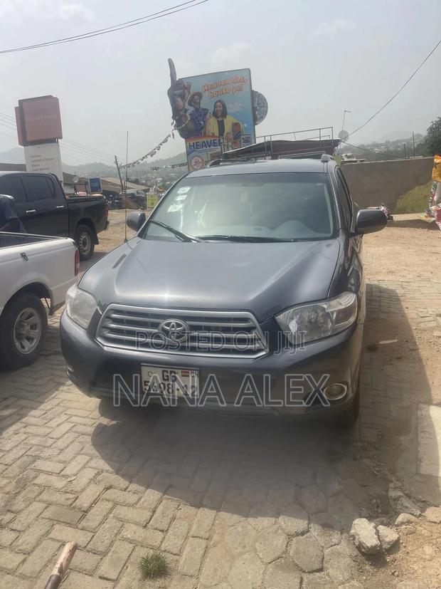 Toyota Highlander 2010 Gray