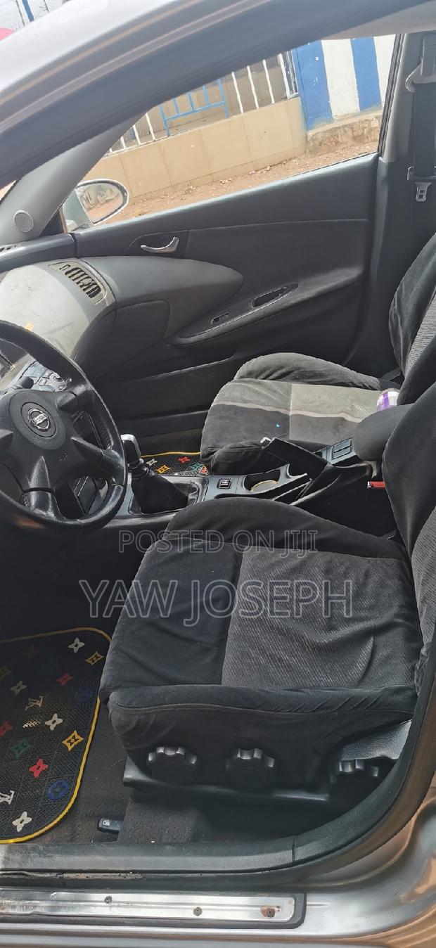 Nissan Primera 1998 Silver