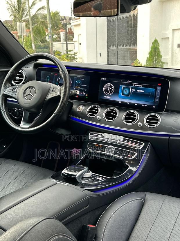 Mercedes-Benz E300 2017 Gray
