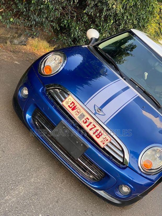 Mini Cooper 2014 Blue