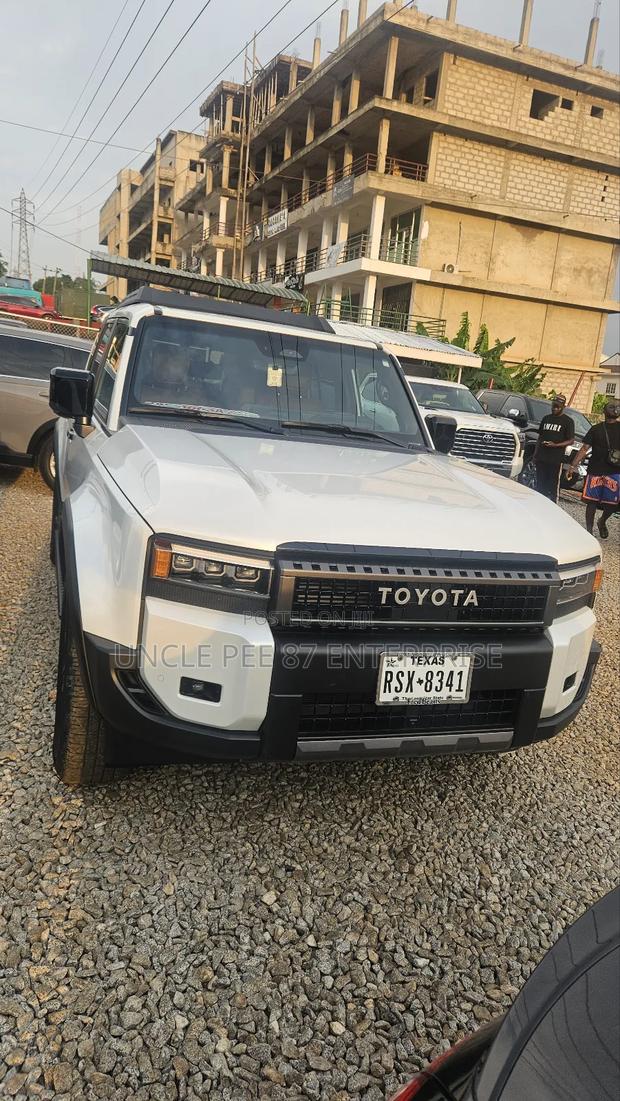 Toyota Land Cruiser 2024 White