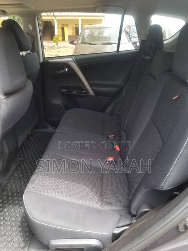 Toyota RAV4 XLE Premium AWD 2019 Gray