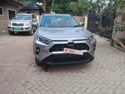Toyota RAV4 XLE AWD 2020 Gray for sale