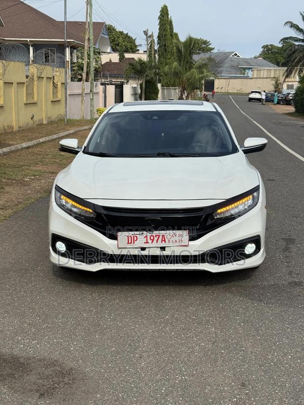 Honda Civic Touring 4dr Sedan (1.5L 4cyl) 2016 White